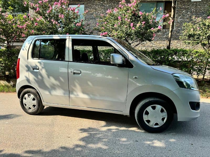 Suzuki Wagon R 2016 13