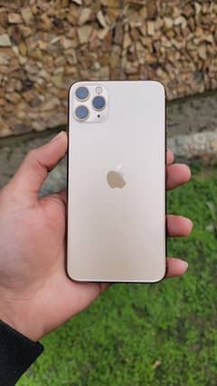 iPhone 11 Pro Max (Golden) FU Non PTA for Sale  | Excellent Condition