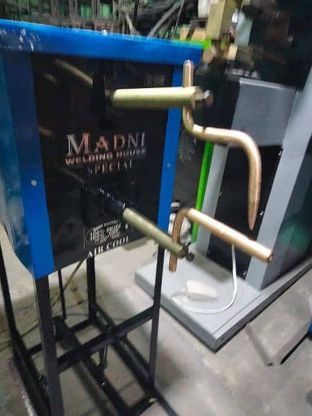 spot welding machine 8