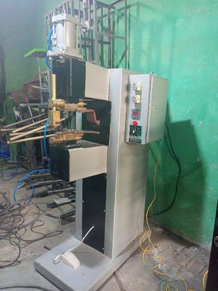 spot welding machine 9