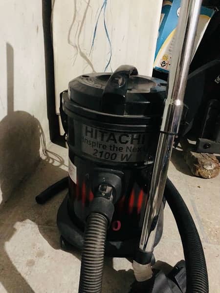 Hitachi vacuum 960 2100W 0