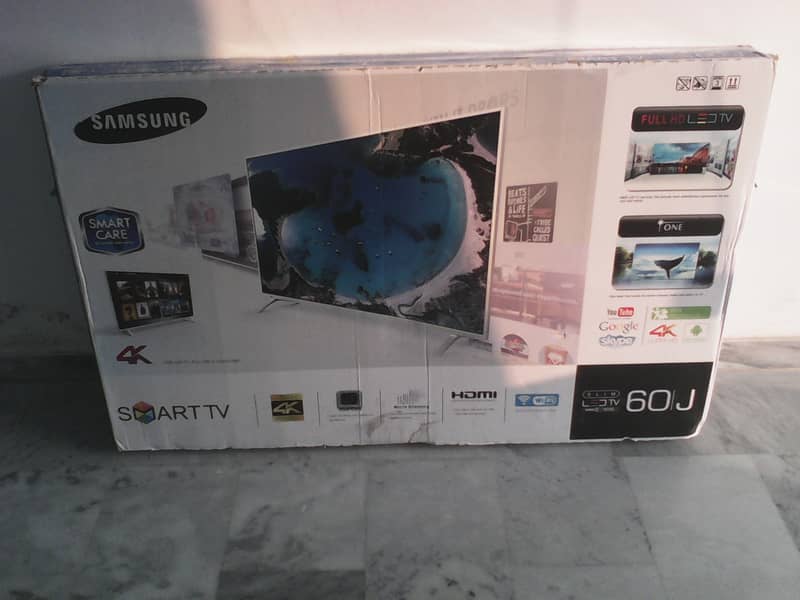 32 Inch smart tv 3 year O32I-4495I44 O3IO76O6IOO 1