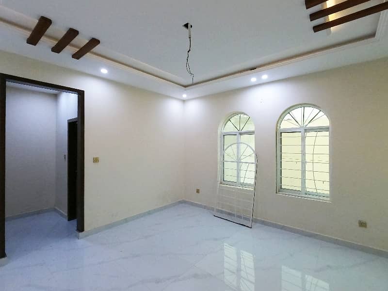 A Well Designed Corner House Is Up For sale In An Ideal Location In Lahore 23