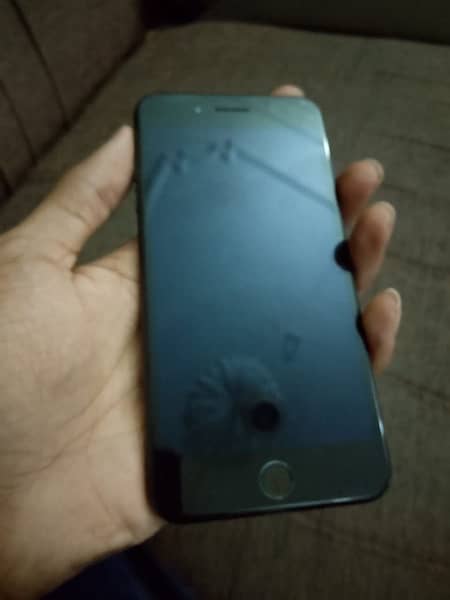 iPhone 7Plus mint condition non pta 2