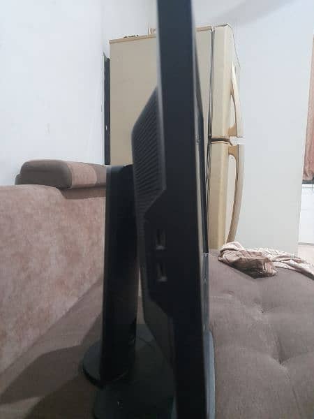 Hp 24 inch IPS Display LED Monitor 6