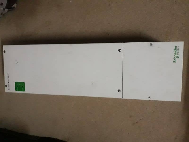 Schneider Electric Conext MPPT 80 600 Solar Charge controller 9