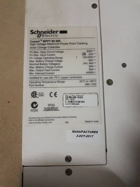 Schneider Electric Conext MPPT 80 600 Solar Charge controller 10