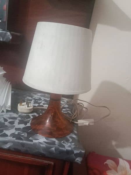 Table lamp 1