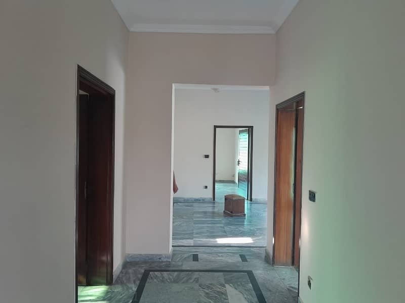 1 kanal upper portion Facing Park Ideal Location for rent 6