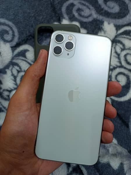 iPhone 11 Pro-Max - 256 GB 2