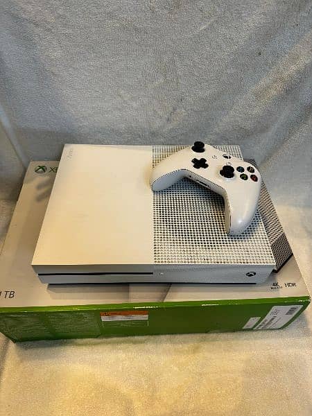 Xbox one s 3