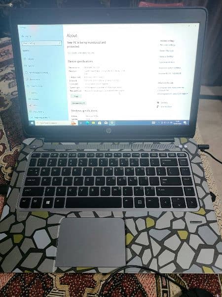 HP Folio 1040 G2 4