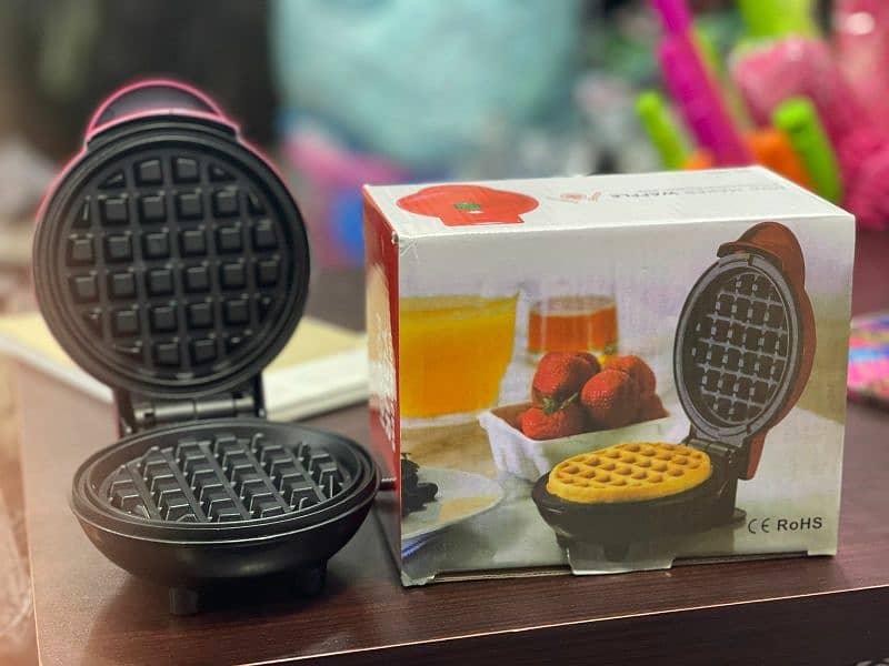 Mini waffle maker 10