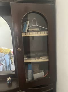 Dressing table for urgent sale