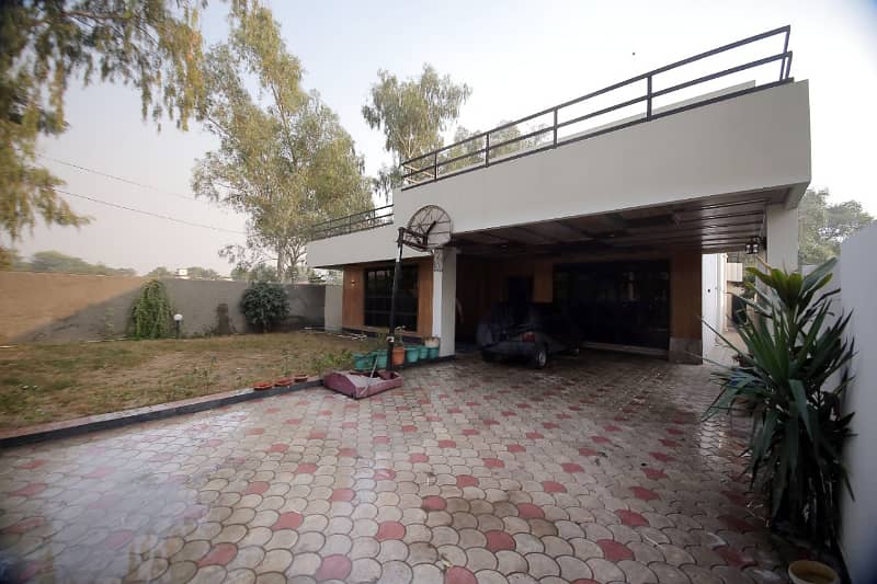 Cantt properties offers 2KANAL anex Available for Rent in cantt 7