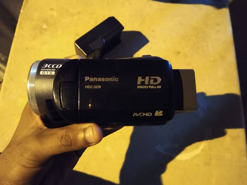 Panasonic HDC-SD9 full HD 3