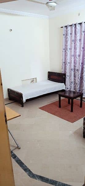 Furnished Paying Guest room 4 Doctors, Bankers & Govt Officers in i-8 3