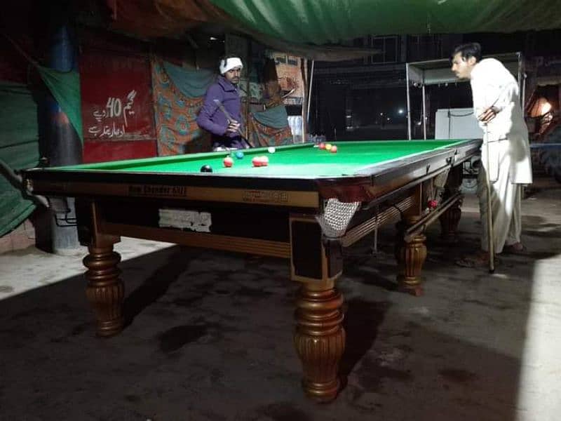 5/10 snooker for sell 2 inch solad marbal  me 1