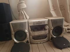 JVC amplifier and speakers