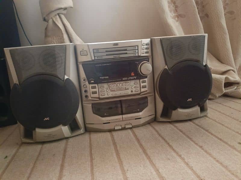 JVC amplifier and speakers 2