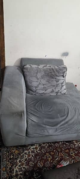 6 seater sofa set is Available for Urgent Sale 0