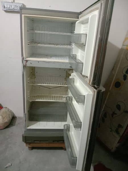 pel fridge 03152863128 4