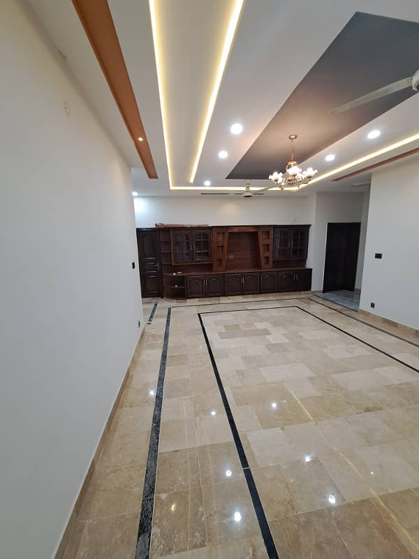 1 Kanal Triple Story House For Sale Judicial Colony 5