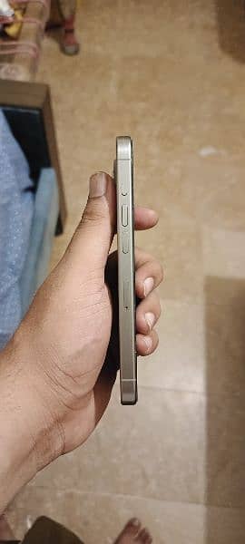 iphone 15 pro 128gb Non pTa 4