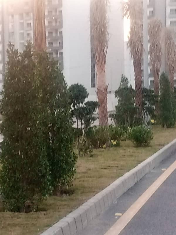 10 Marla 3 Bedroom Brand New Flat For Sale In Askari XI - D Lahore 2