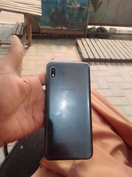 Samsung a 10 gilas brack or brek line hai PTA approved Baki all ok 1