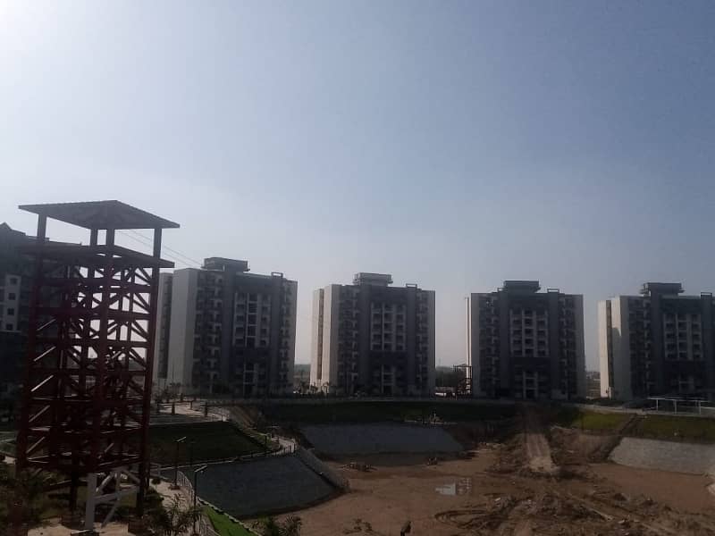 10 Marla 3 Bed New Design Flat For Sale In Askari 11 Lahore. 7