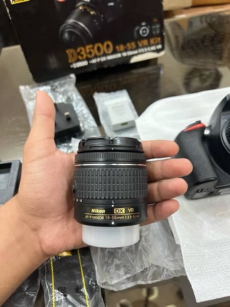 NIKON D3500 with 18-55mm 3