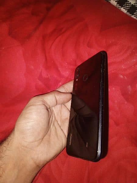 Huawei P20 lite  4/64 (03076137840) whatsap only 4