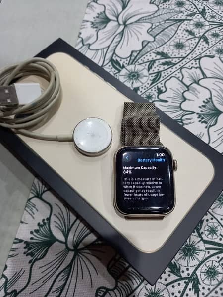 Apple WATCH STAINLESS STEEL Series6 4G LTE 44mm Milanese Loop 4