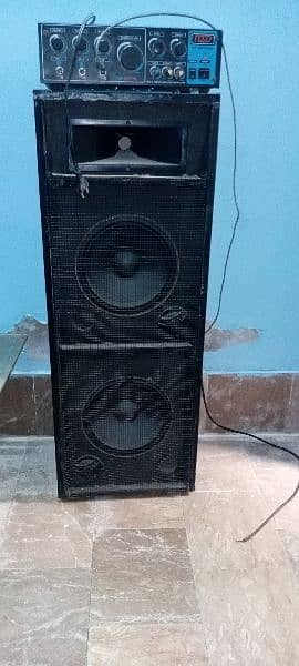 Speaker with Amplifire 1