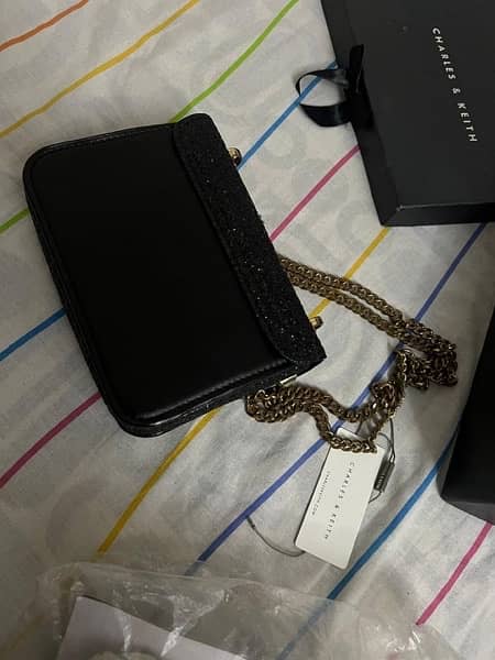 Charles & Keith original crossbody chain bag good condition 4