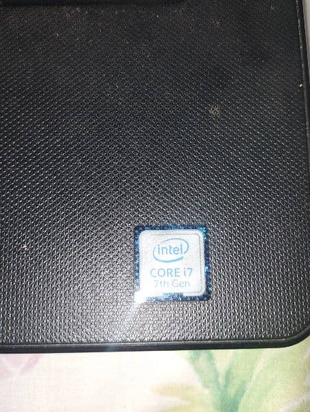 dell core i 7 (7 gen) 3