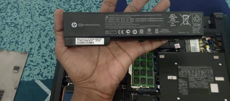 HP 8460w Laptop 5