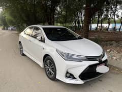 Toyota Altis Grande 2022 0