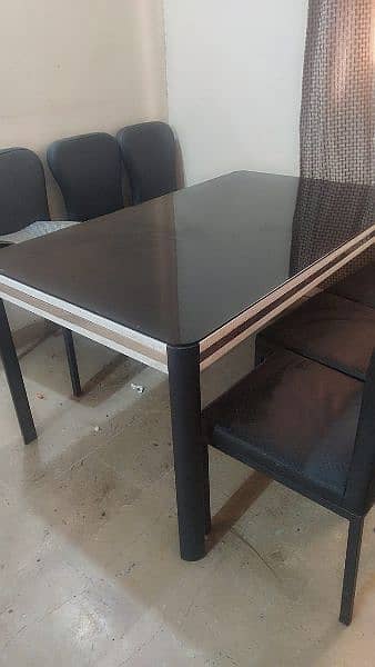 Dinning Table with 06 Chairs 1