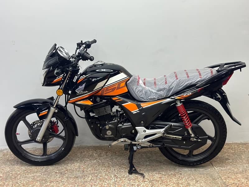 Honda Cb150f (2021) low mileage 2