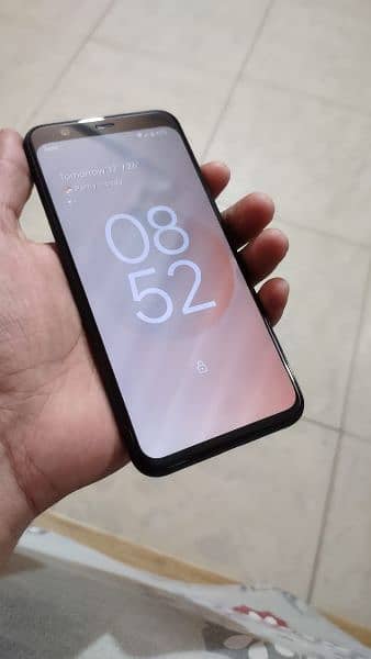 Google Pixel 4 3