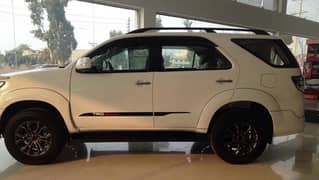 Toyota Fortuner 2015