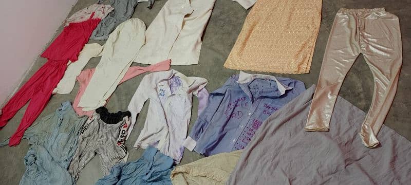 Almost 50 Clothes Men ,Women Used Condition 4