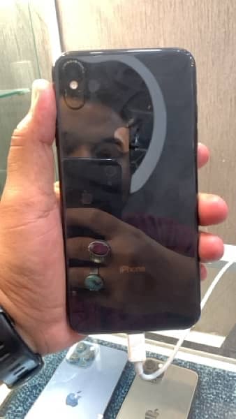 Iphone XS Max 256gb Non Pta 3