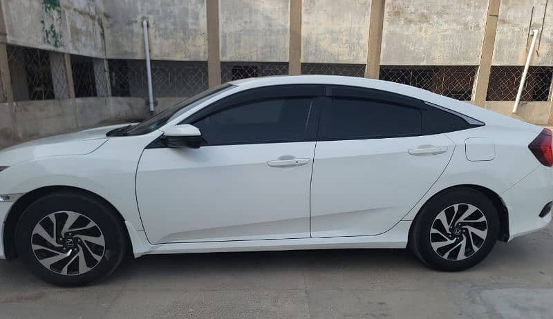 Honda Civic VTi Oriel Prosmatec 2018 4