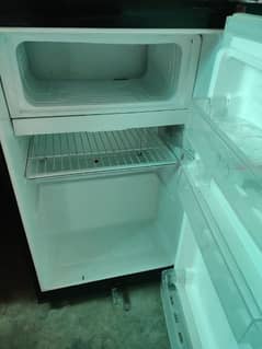 PEL Single Door Refrigerator 0