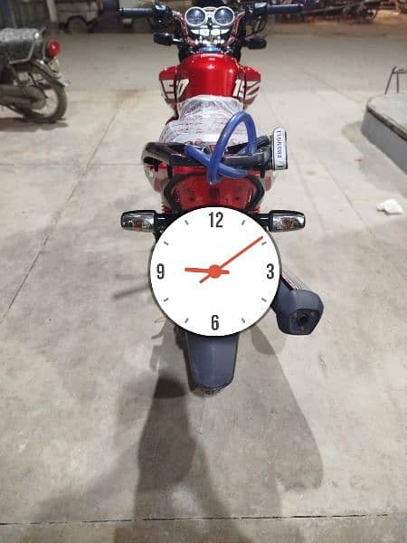 Honda CB 150F 23 Model Urgent Sale Cash Need low milage 8300 used 2