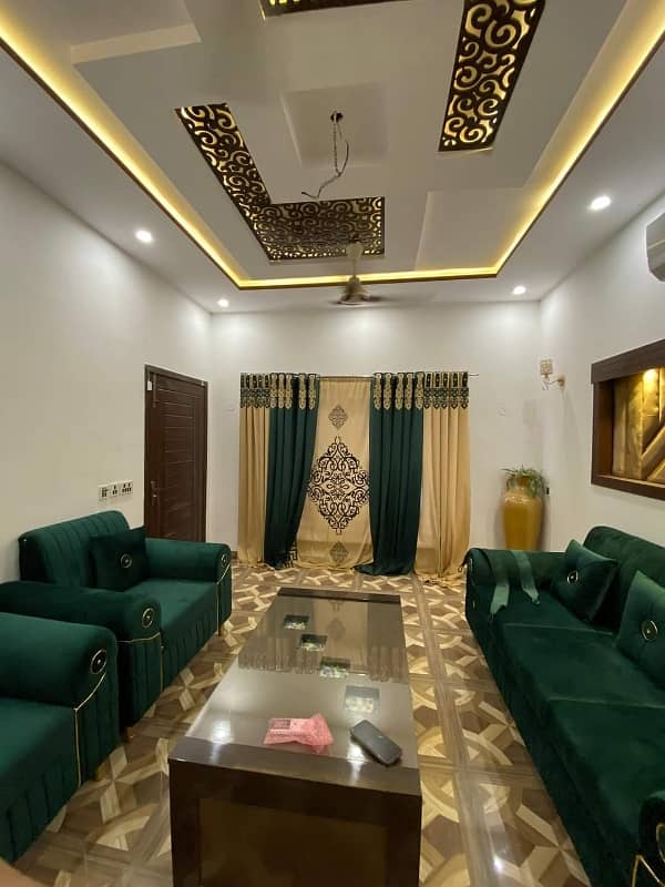 10 Marla Luxury Furnished Lower Portion For Rent in Bahria Town Lahore 4