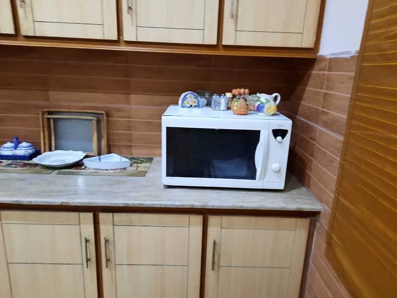 1 kanal Luxury Furnished Upper Portion For Rent in Bahria Town Lahore 18